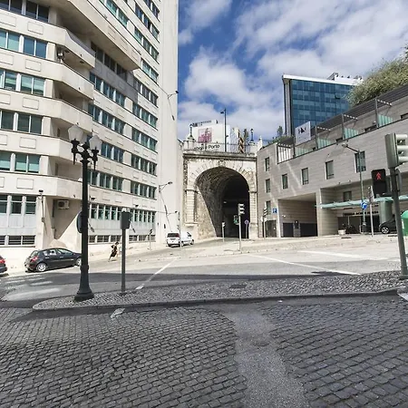 아파트 Lovelystay - Charming Marques Flat 리스본