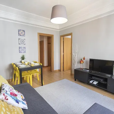 Charming 4pax Marques Flat By Lovelystay דירה *