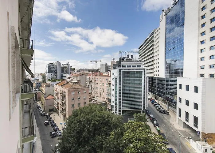 Lovelystay - Charming Marques Flat 아파트