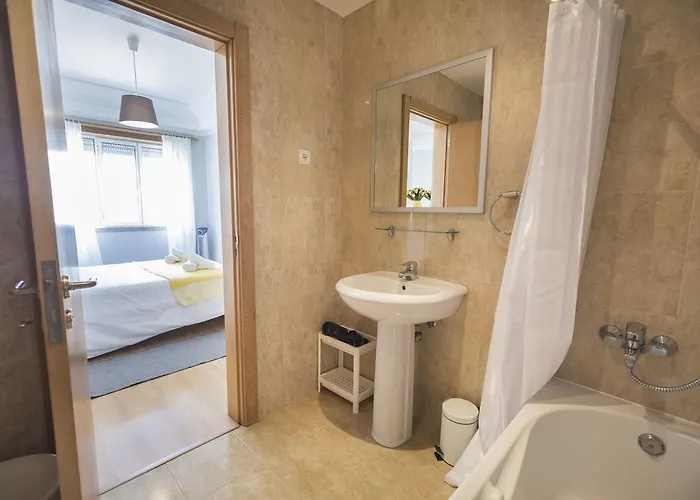 Lovelystay - Charming Marques Flat 아파트