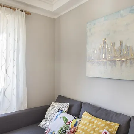 아파트 Lovelystay - Charming Marques Flat 리스본